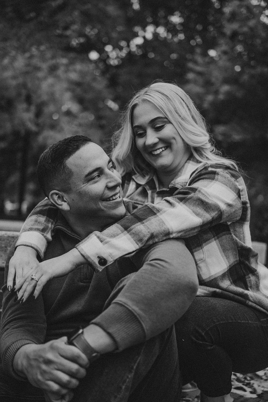 Fall Engagement Photos In Downtown Indianapolis